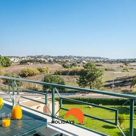 #068 T1 Salgados By Holidays *