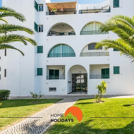 #068 T1 Salgados By Holidays