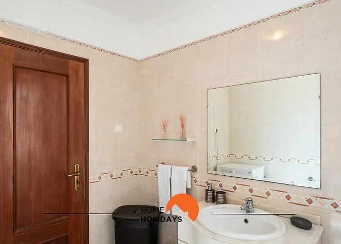 #068 T1 Salgados By Holidays 아파트